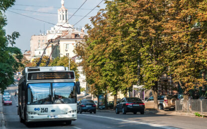 На выходных перекрывают центр Днепра: как будет ходить общественный транспорт. новости Днепра