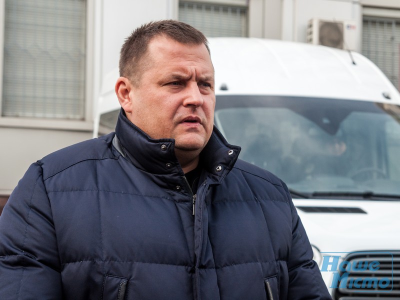 Борис Филатов передал полиции Днепра микроавтобусы. Новости Днепра