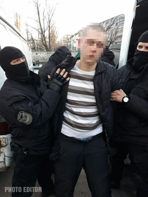 Подозреваемых в подрыве полицейских доставили в Днепр. Новости Днепра
