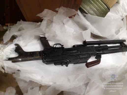 Под Днепром полицейские обнаружили схрон с оружием. Новости Днепра