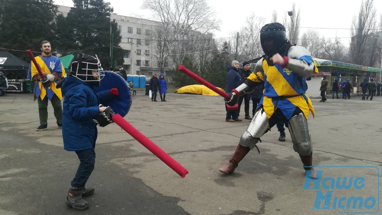 Праздник Масленицы: как днепряне прощаются с зимой (ФОТОРЕПОРТАЖ). Новости Днепра.