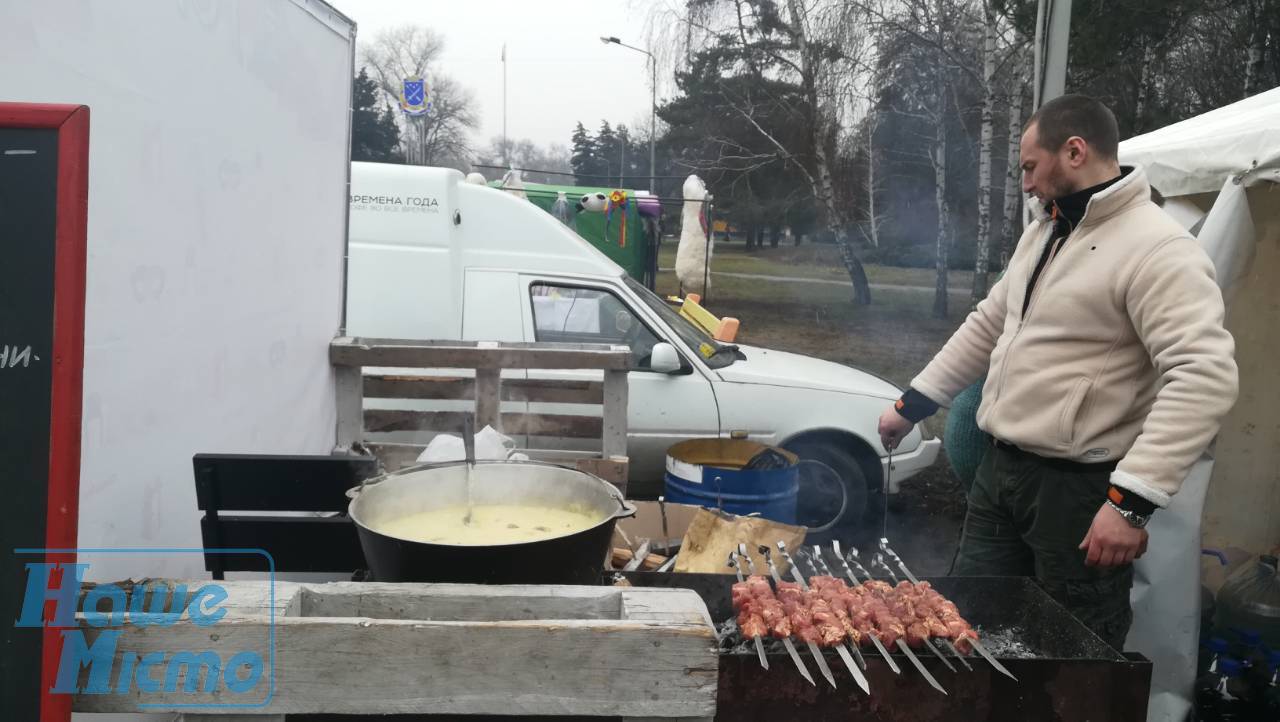 Праздник Масленицы: как днепряне прощаются с зимой (ФОТОРЕПОРТАЖ). Новости Днепра.