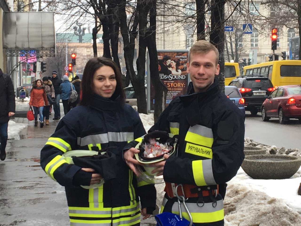 Сладкая акция от спасателей Днепра. Новости Днепра