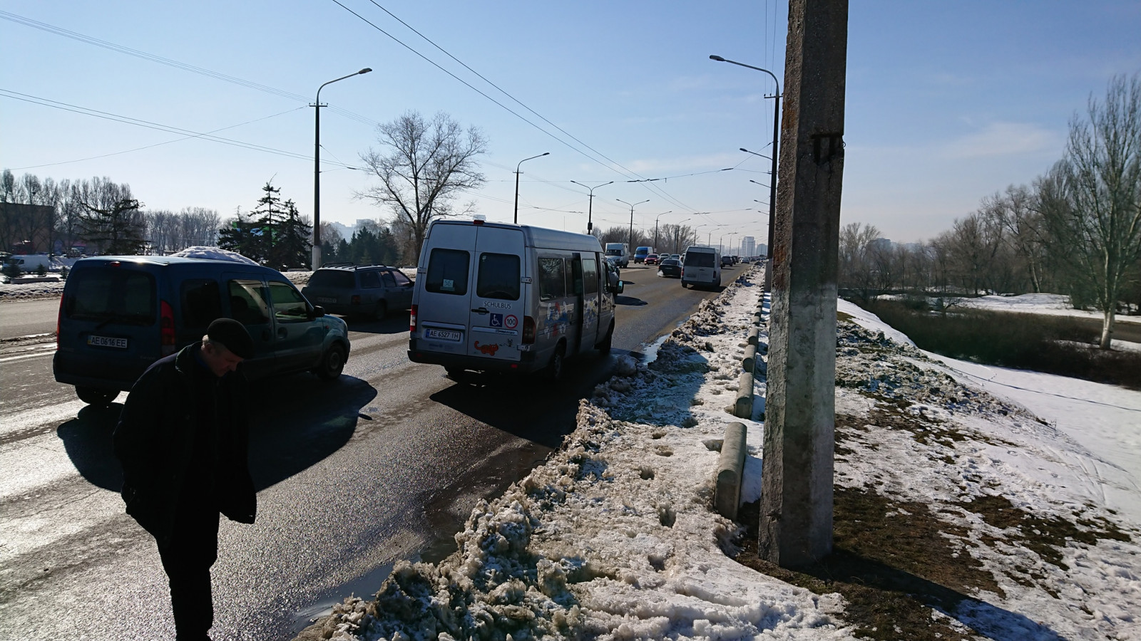 В горсовете Днепра собирают жалобы пассажиров маршруток. Н