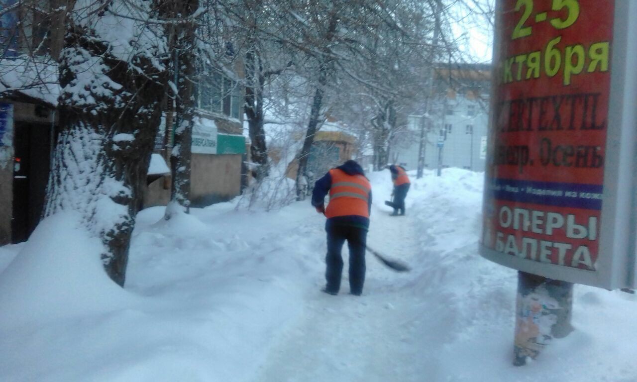 Как супергерои Днепра сражаются со стихией (ФОТОРЕПОРТАЖ). Новости Днепра.