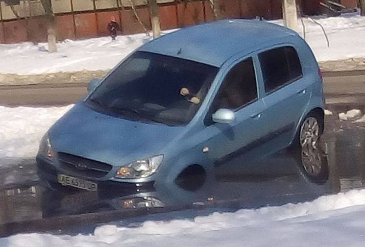 Жители Днепра объединились в борьбе со скрытой угрозой на дорогах. новости Днепра