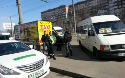 В Днепре водители маршрута №126 сбегают от проверок. Новости Днепра