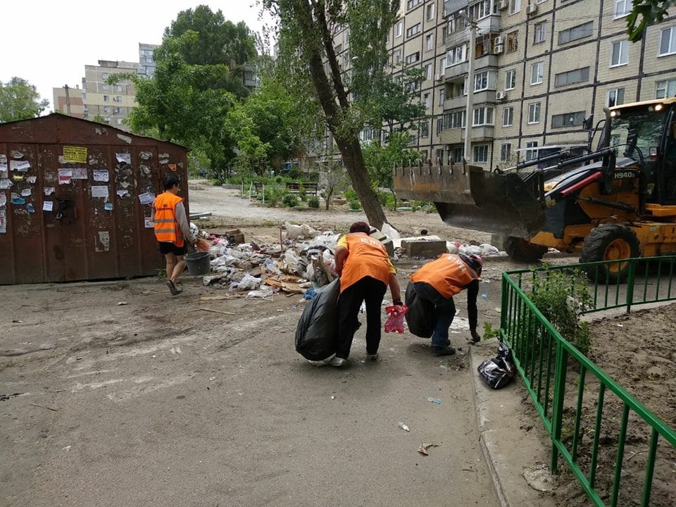 "Ноу-хау - управляем городом через Fb" - как в Днепре зачищают дворы. Новости Днепра