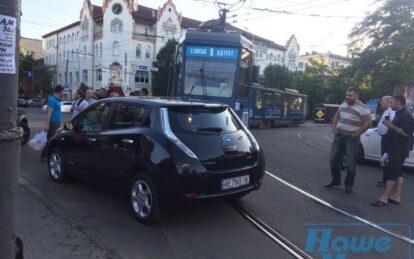 В центре Днепра стоят первые трамваи. новости Днепра
