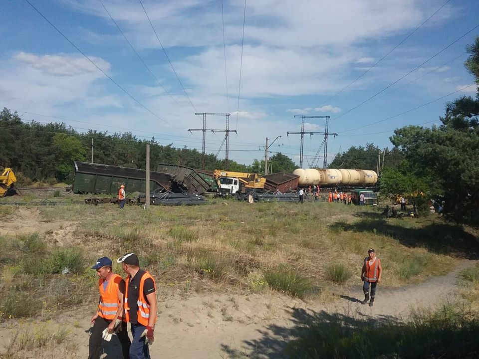 В Днепре продолжают ликвидацию ЧП на железнодорожном перегоне. Новости Днепра