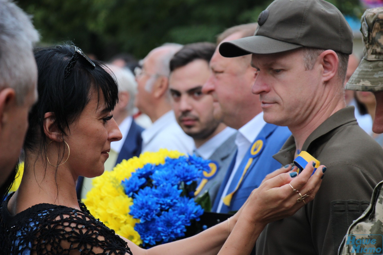 Дніпро відзначає День Конституції України. Новости Днепра
