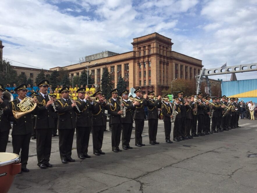 На День города Днепр приехали поздравить военные оркестры со всей Украины (Видео). Новости Днепра