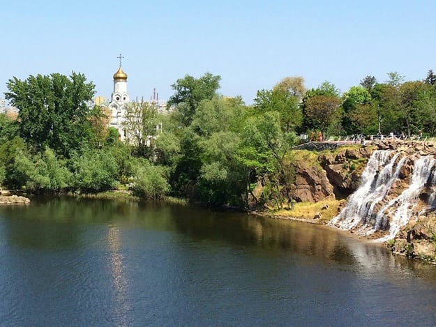 В главном парке Днепра началась массовая чистка. Новости Днепра