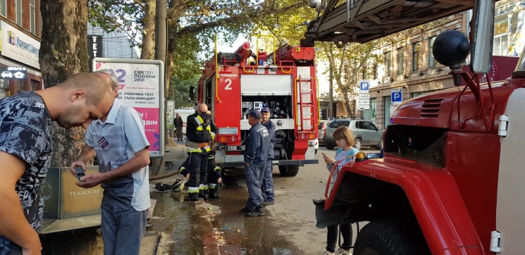 В центре Днепра горело здание: есть ли пострадавшие. Новости Днепра