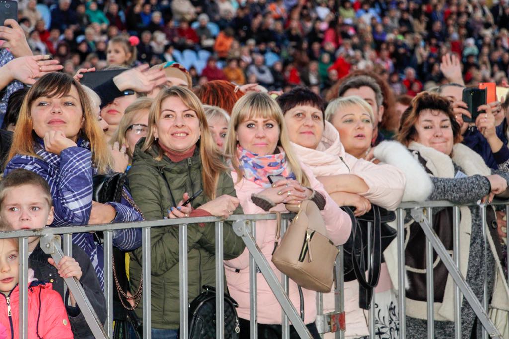  Звезда в Днепре: как журналист НМ стала фанаткой Винника. Новости Днепра