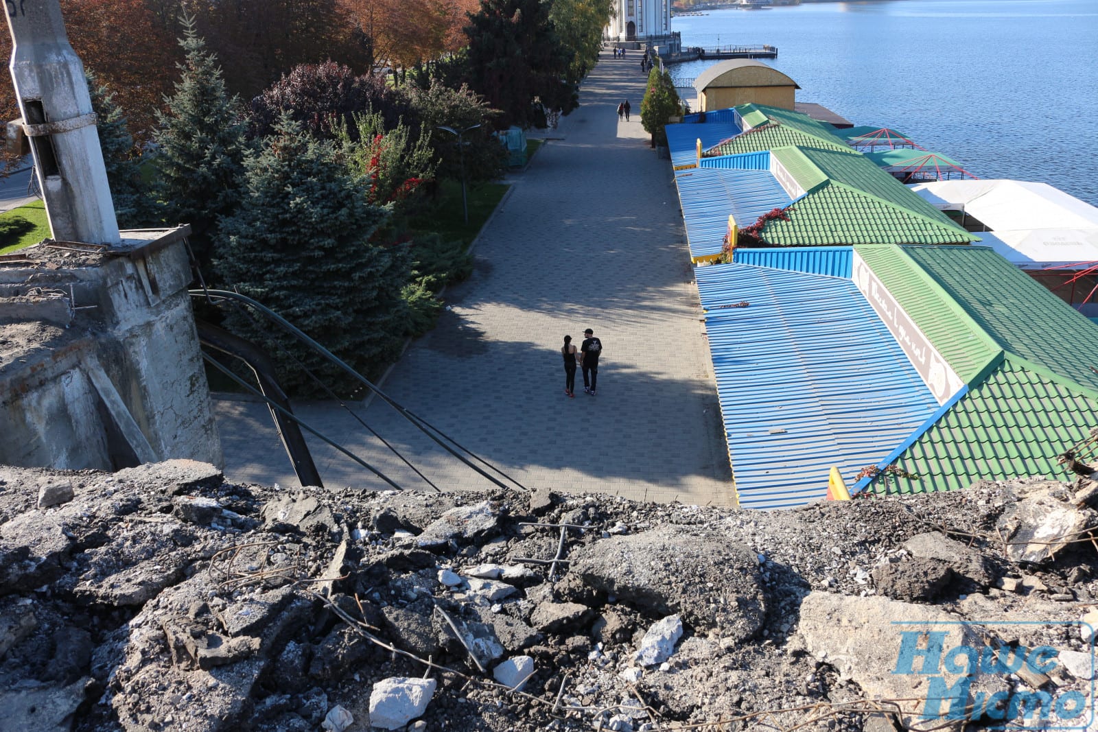 Как выглядит перекрытая сторона Нового моста в Днепре (фото). Новости Днепра