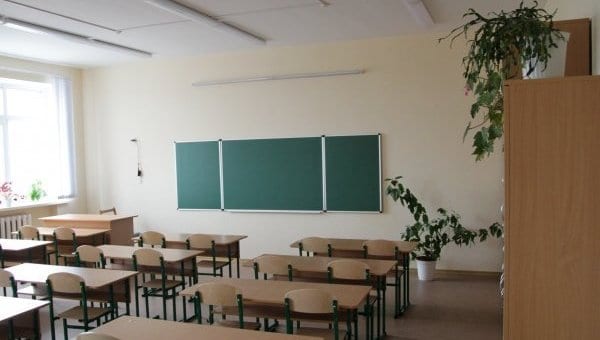 В Днепре на карантин закрыли 30 классов: школьников атакует ОРЗ. Новости Днепра