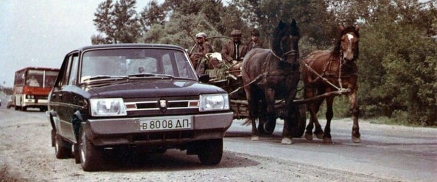 В Днепре единственный в мире самодельный автомобиль "Ласточка" выставили на продажу. Новости Днепра