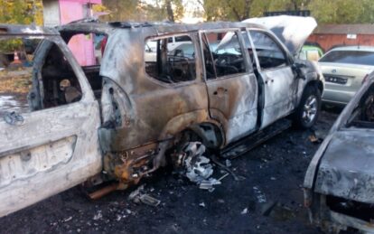 Сгорели дотла: в Днепре на Коммунаре взорвался автомобиль. Новости Днепра