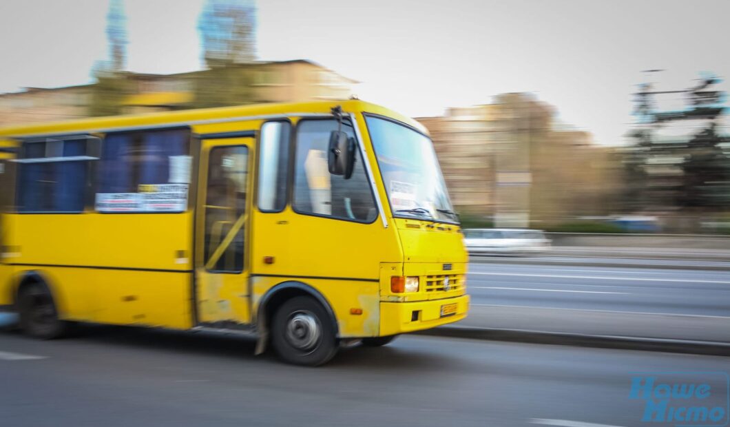 Пассажиры в ярости: в Днепре неадекватный водитель возил людей "под кайфом". Новости Днепра