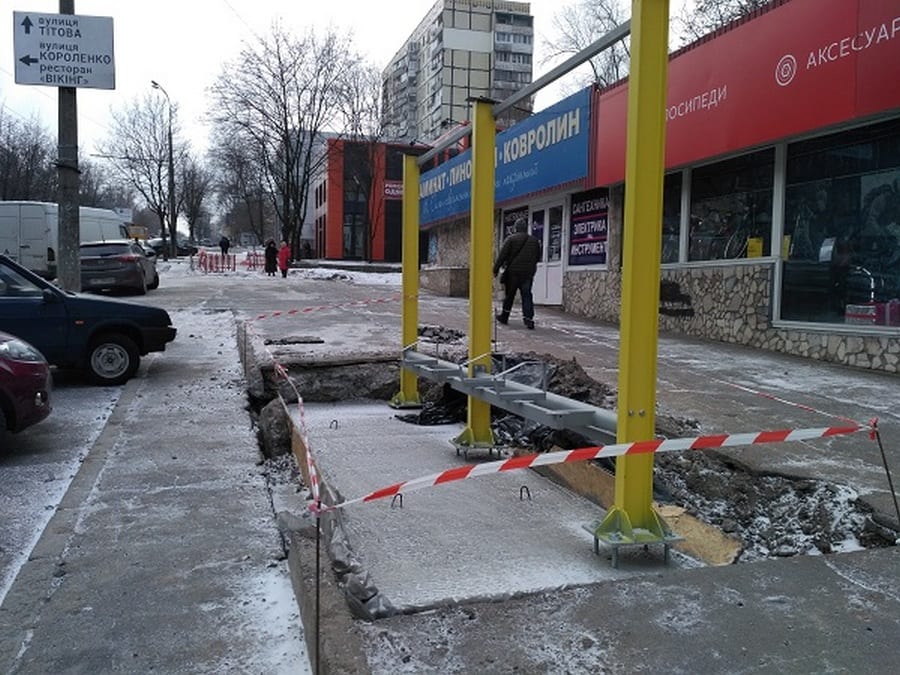 В Днепре современные остановки добрались и до проспекта Поля (фото). Новости Днепра