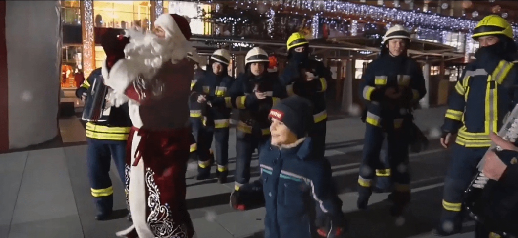 Спасатели Днепра на праздник Николая зажгли не по-детски(Видео, фото). Новости Днепра