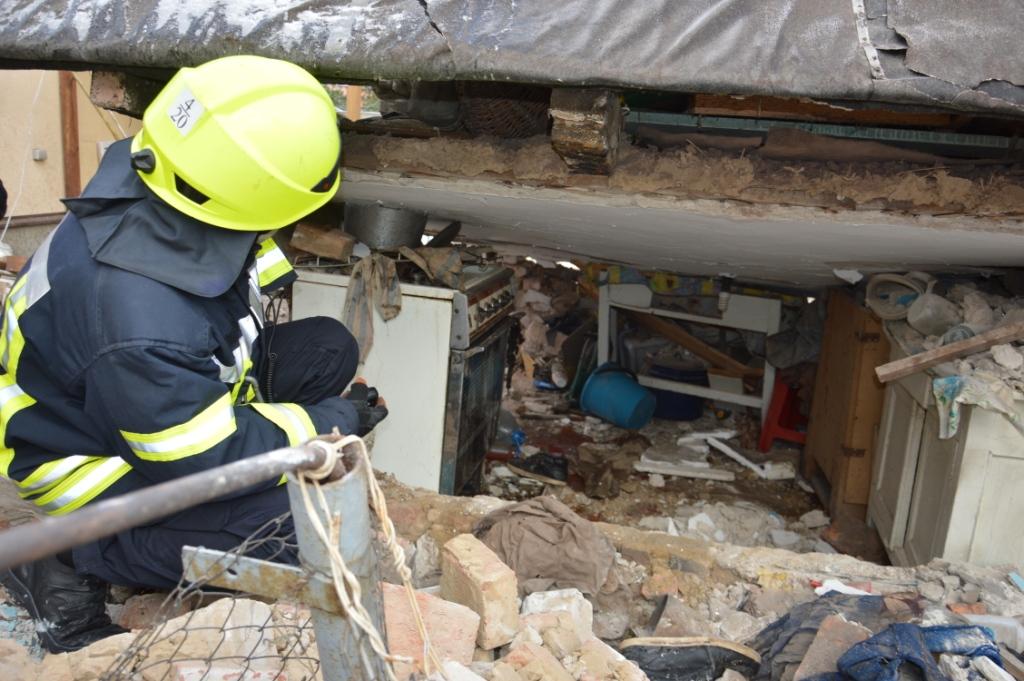 В Соборном районе Днепра взорвался дом: есть пострадавшая (фото, видео). Новости Днепра
