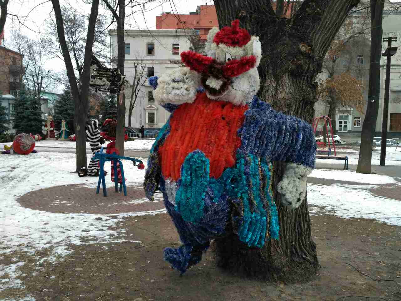 В Днепре в сквер Героев прибыли необычные гости (Фото). Новости Днепра