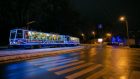 Яркие огни трамваев: необычная традиция поздравлять днепрян с Новым годом. Новости Днепра
