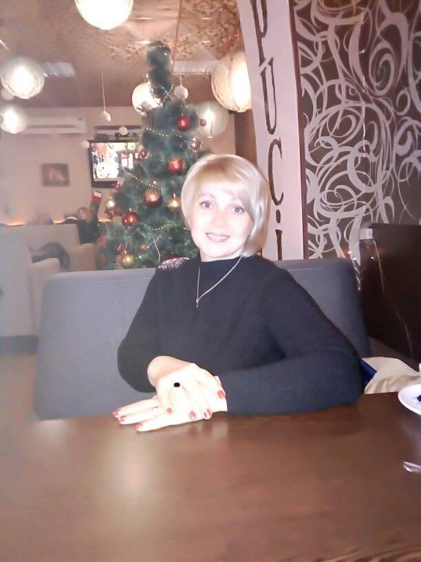 Королева ночи: интервью продавщицы, которая "зажгла" главный рынок Днепра. Новости Днепра