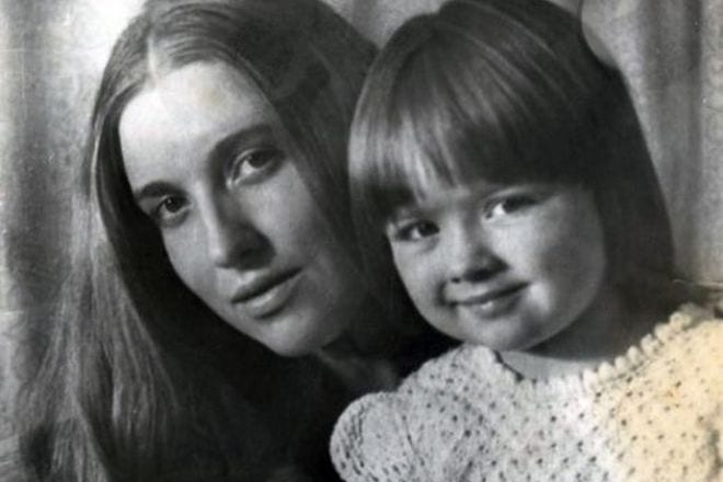 Днепровский писатель сделал сенсационное разоблачение легендарной девочки-гения Ники Турбиной. Новости Днепра