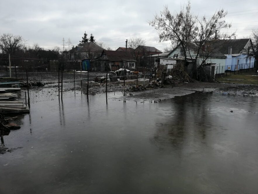 В Днепре спасатели 3-е суток ликвидируют стихийное бедствие в АНД районе. Новости Днепра