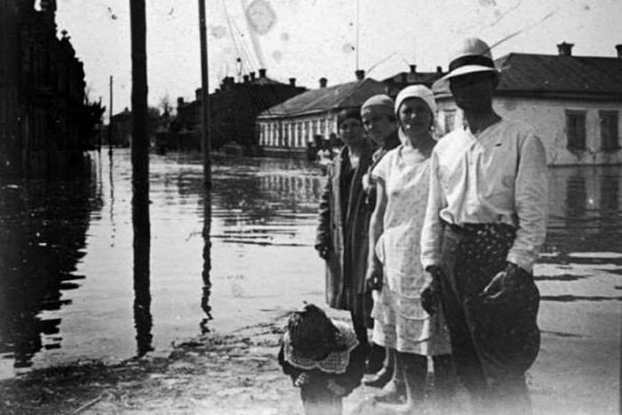 "Поднимутся воды и смоют город": проклятие козака Ермолая, терроризировавшее Днепр более двух веков. Новости Днепра