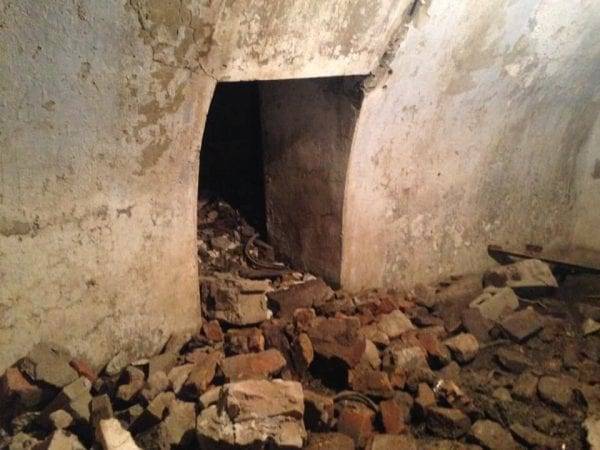 В Днепре под гимназией обнаружили древнее подземелье (Фото). Новости Днепра