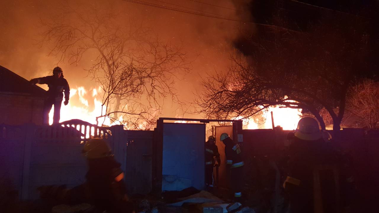 В Днепре на Ульяновой взорвался газовый баллон: один дом сгорел . Новости Днепра