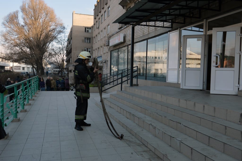 Пожар в одной из самых популярных поликлиник в центре Днепра: подробности (ФОТО, ВИДЕО). Новости Днепра