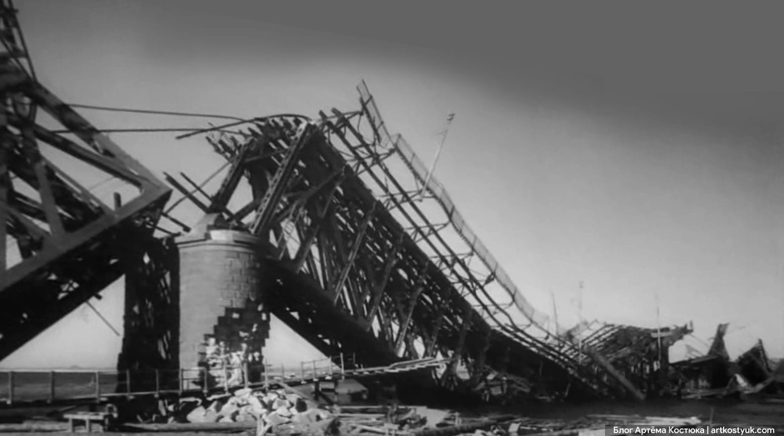 Амурский мост в Днепре: зачем главной переправе города деревянные опоры. Новости Днепра