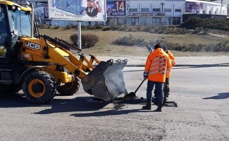 Лучше в объезд: в связи с ремонтом дорог Днепра временно перекроют улицы. Новости Днепра