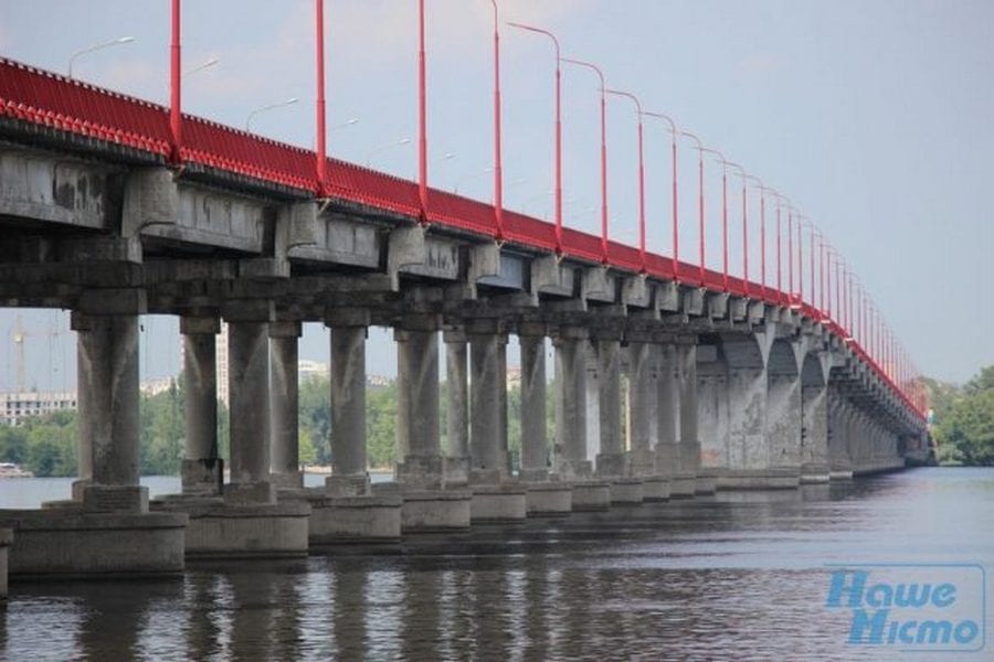 Новый Мост Днепра могут перекрыть: нашли подозрительный предмет. Новости Днепра