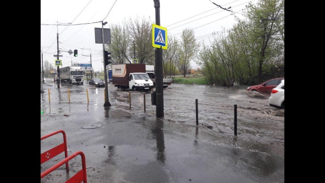 Потоп в Днепре: из-за сильных осадков затоплен один из главных проспектов (ФОТО). Новости Днепра