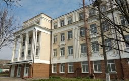 Средняя общеобразовательная школа №72, адрес, номер телефона