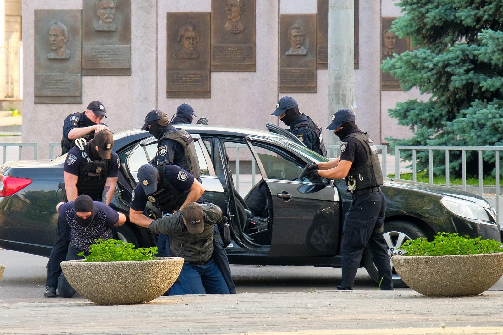 В Днепре неизвестные пытались «захватить» облгосадминистрацию (Фото). Новости Днепра