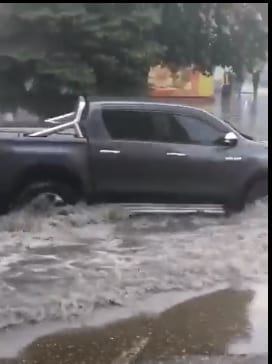 В Днепропетровской области затопило города: плавали и машины, и люди (Видео). Новости Днепра