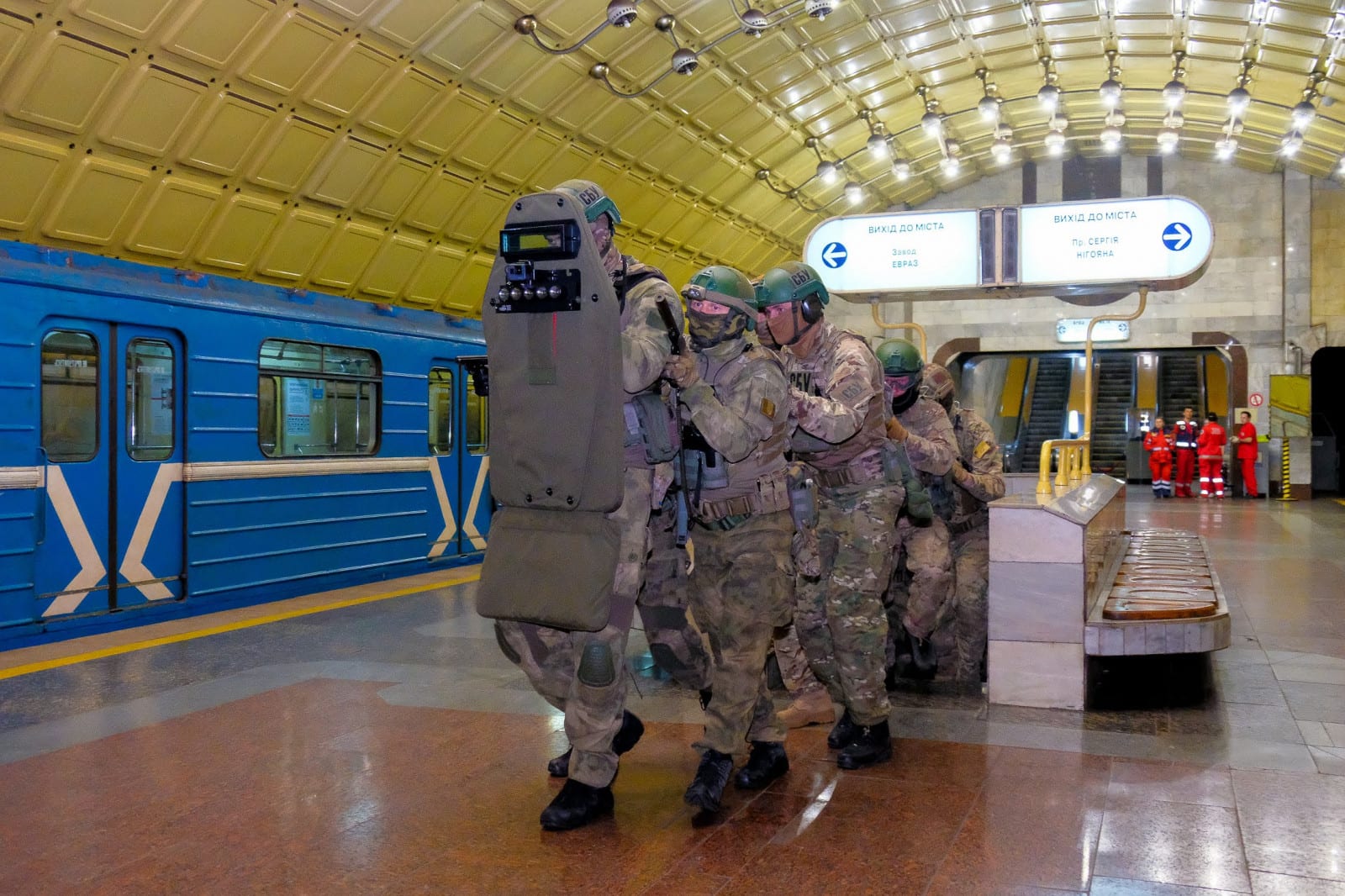 В Днепре неизвестные пытались «захватить» облгосадминистрацию (Фото). Новости Днепра