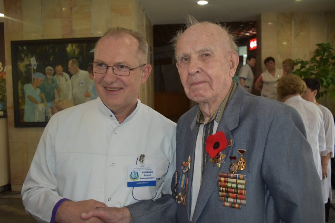 В Днепре в больнице Мечникова обследовали более 40-ка ветеранов. Новости Днепра