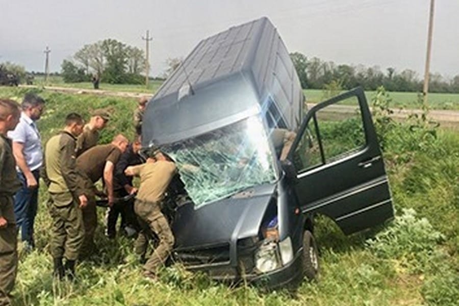 "Служить украинскому народу": в Запорожской области нацгвардейцы спасли пострадавших в ДТП. Новости Днепра