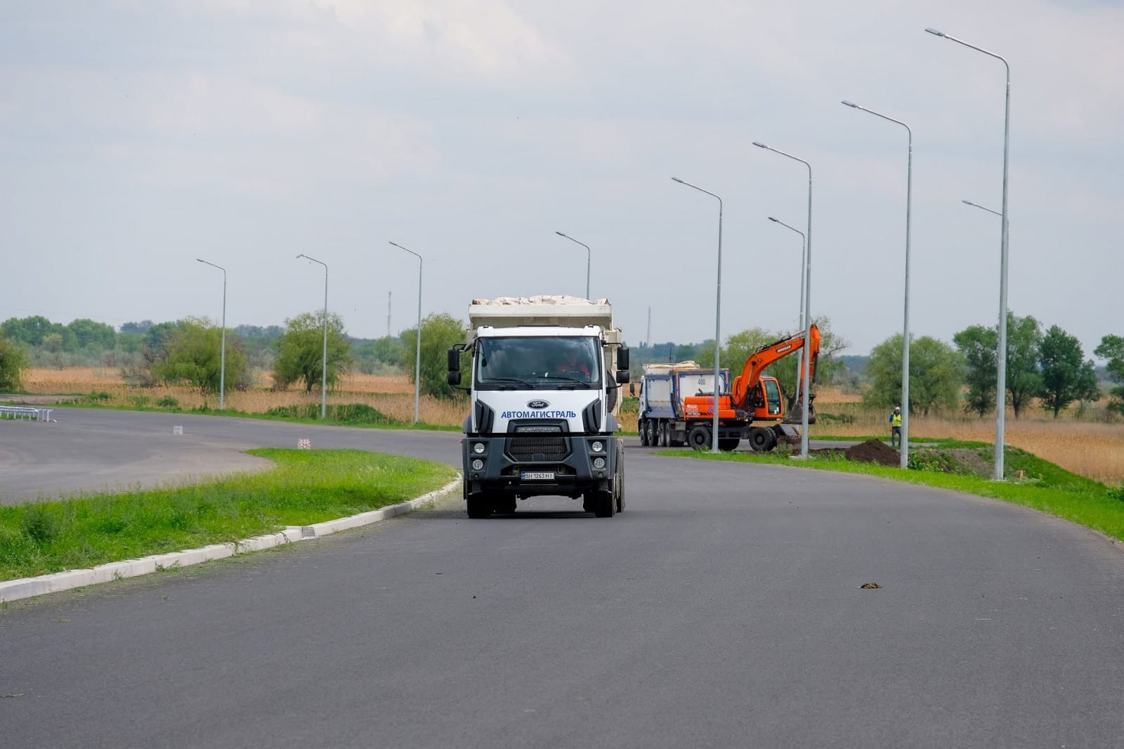 Строительство новейшей трассы Днепр-Решетиловка набирает обороты (Фото). Новости Днепра