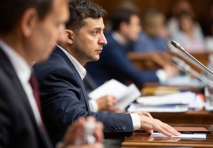 Внеочередные выборы в Раду: КСУ принял решение в пользу Зеленского, - СМИ. Новости Днепра