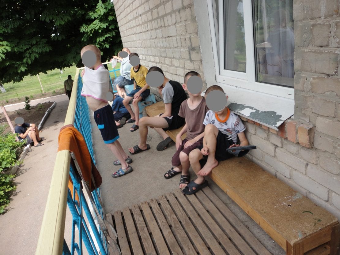 Скандал в Днепропетровской области: в интернате издевались над детьми (Фото). Новости Днепра