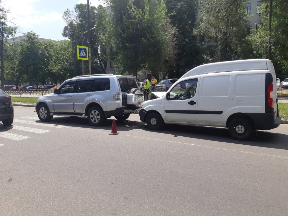 ДТП на ул. Старокозацкой в Днепре: движение затруднено. Новости Днепра